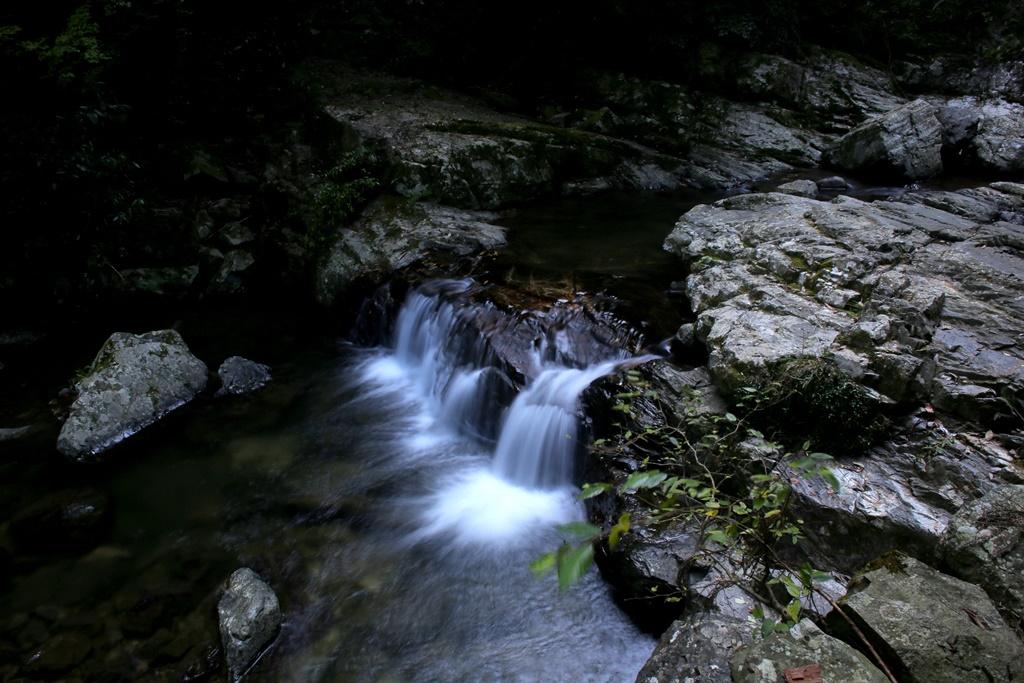 夕刻の菅生の滝