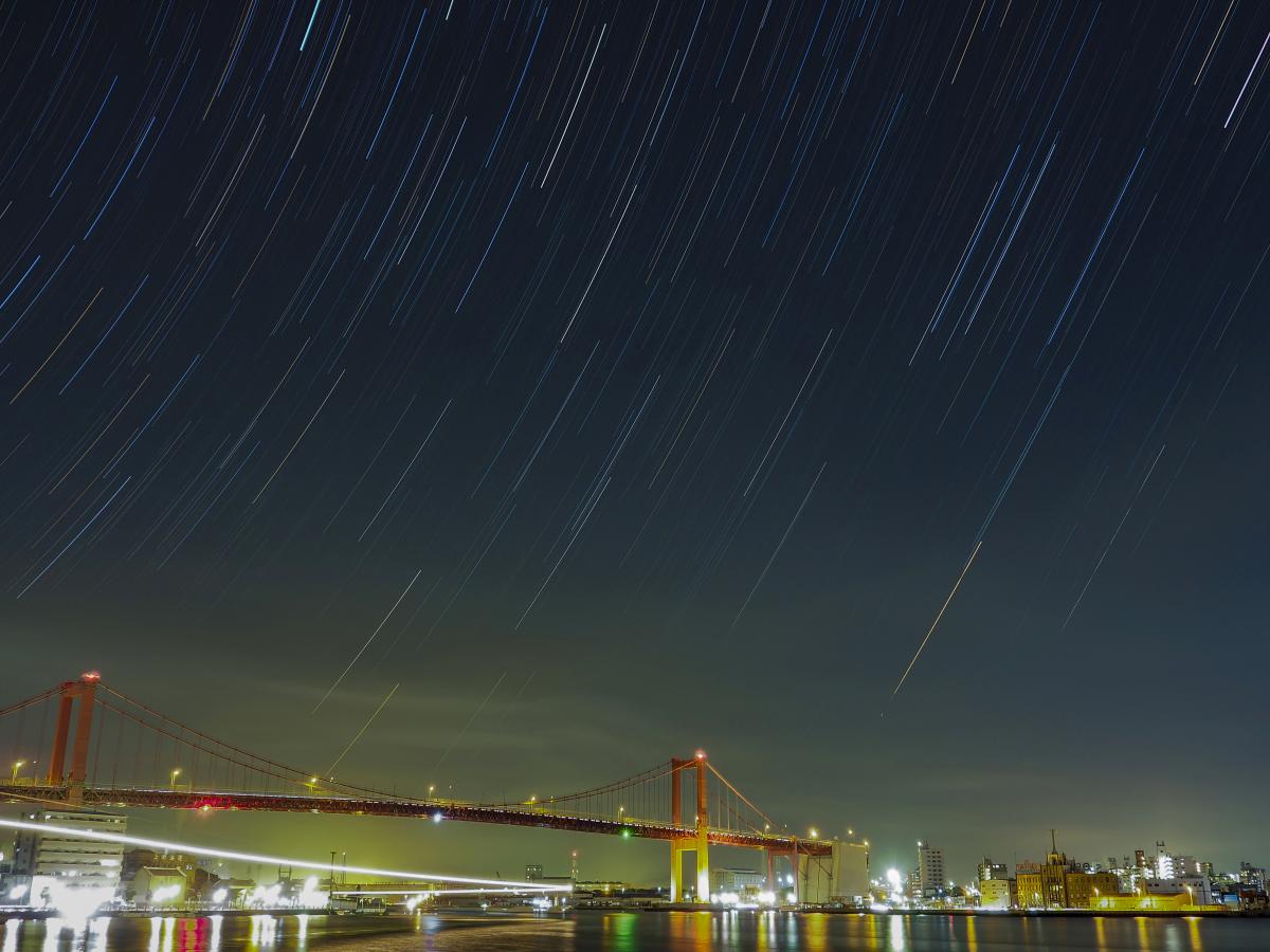 星降る洞海湾