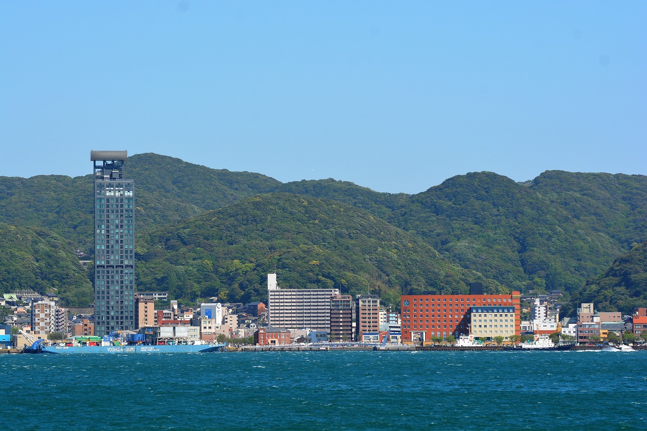 下関から望む門司港レトロ 常設展示室 北九州市 時と風の博物館