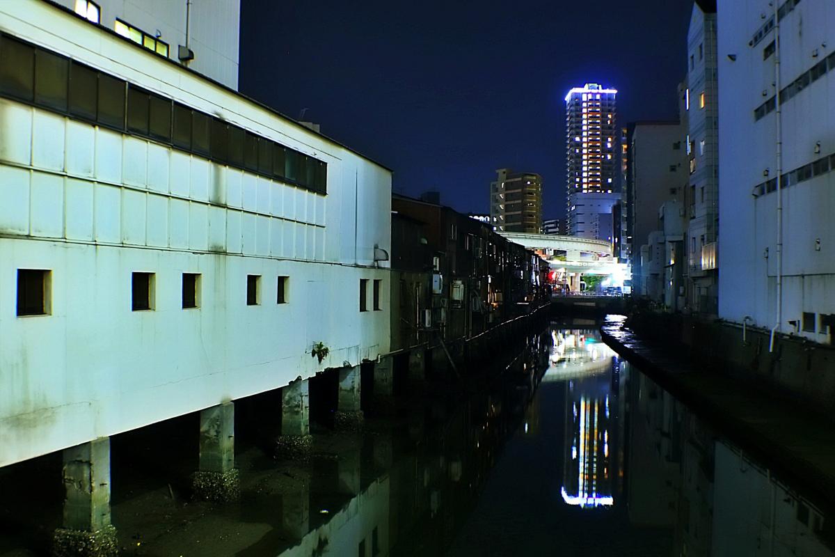 夜の旦過市場を歩く（２）