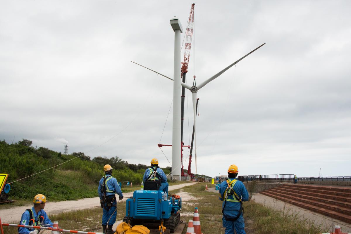 若松区　響灘風力発電所撤去工事