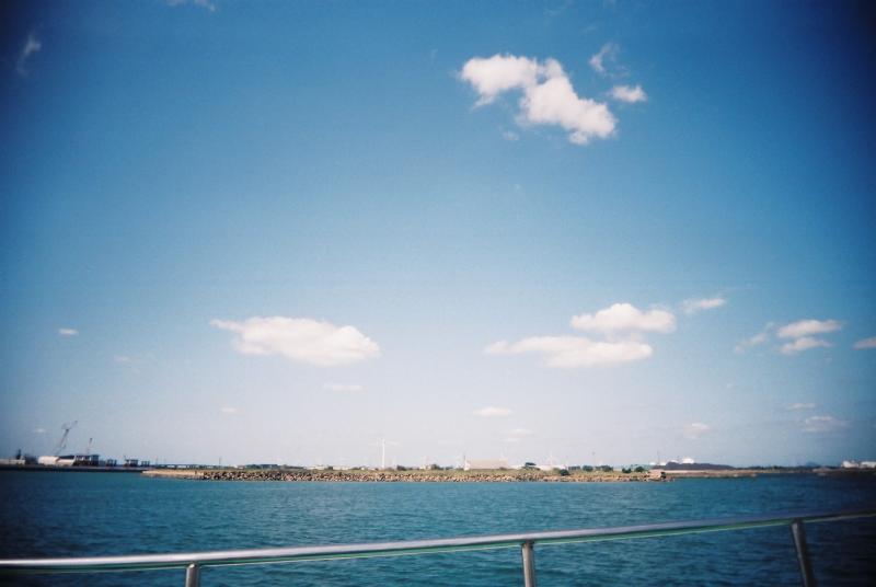 海と陸と空