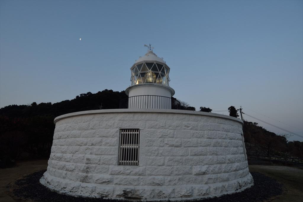 部埼灯台（へさきとうだい）